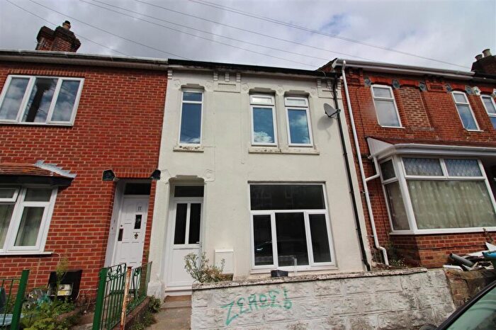 4 Bedroom Terraced House To Rent In Milton Road, Southampton, SO15