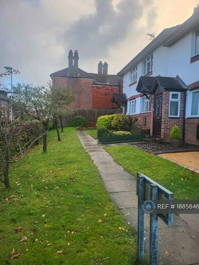 2 Bedroom Terraced House To Rent In Pavilion Way, East Grinstead, RH19