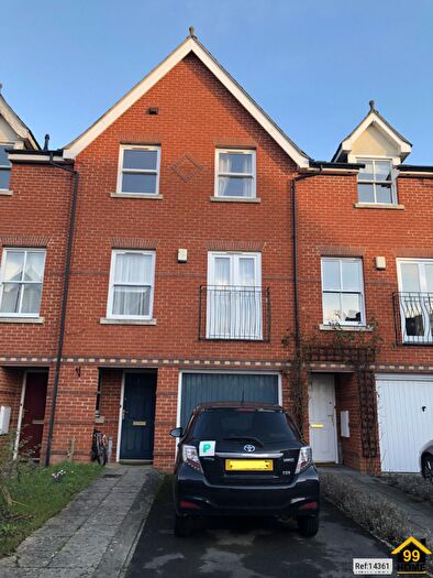 4 Bedroom Town House To Rent In Lamarsh Rd, Oxford, Oxfordshire, OX2