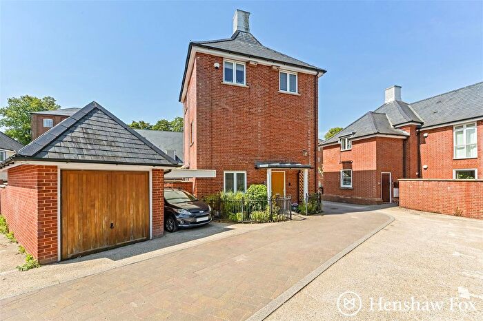 4 Bedroom Detached House For Sale In Brewery Lane, Romsey, Hampshire, SO51