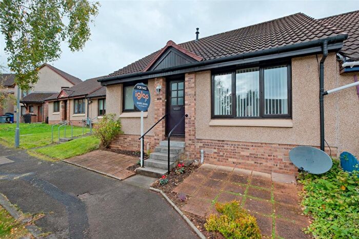 2 Bedroom Terraced House For Sale In West Wood Crescent, Hamilton, ML3