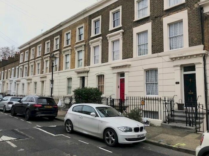 2 Bedroom Flat To Rent In Cephas Avenue, London, E1