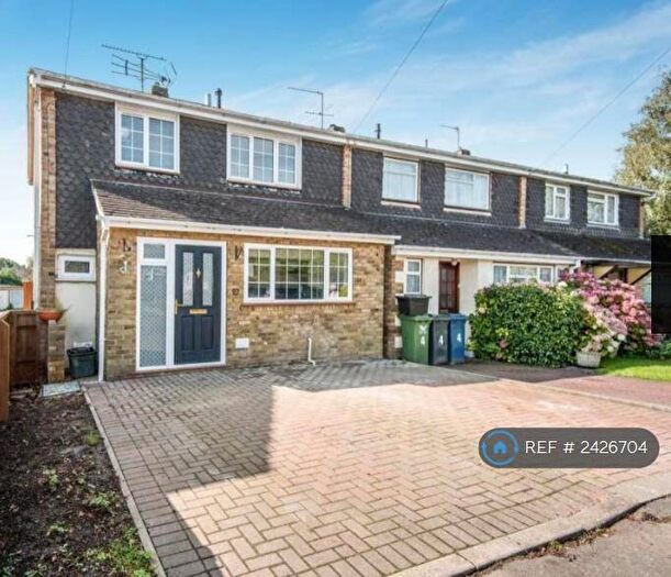 3 Bedroom End Of Terrace House To Rent In Fox Road, High Wycombe, HP15