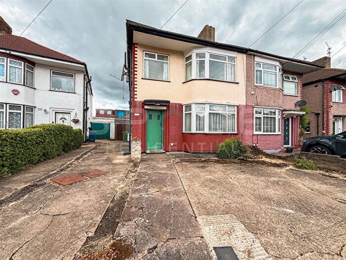 3 Bedroom Semi-Detached House For Sale In Tavistock Road, Edgware, HA8