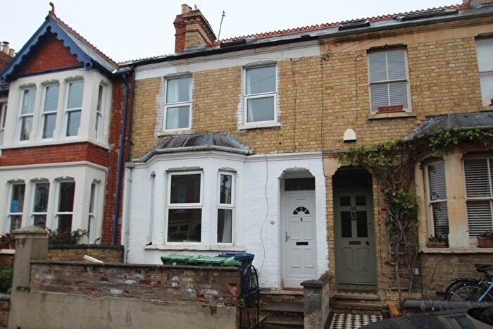 5 Bedroom Terraced House To Rent In Warwick Street, Oxford **Student Property **, OX4