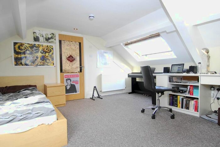 4 Bedroom Flat To Rent In Seymour Avenue, Plymouth, PL4
