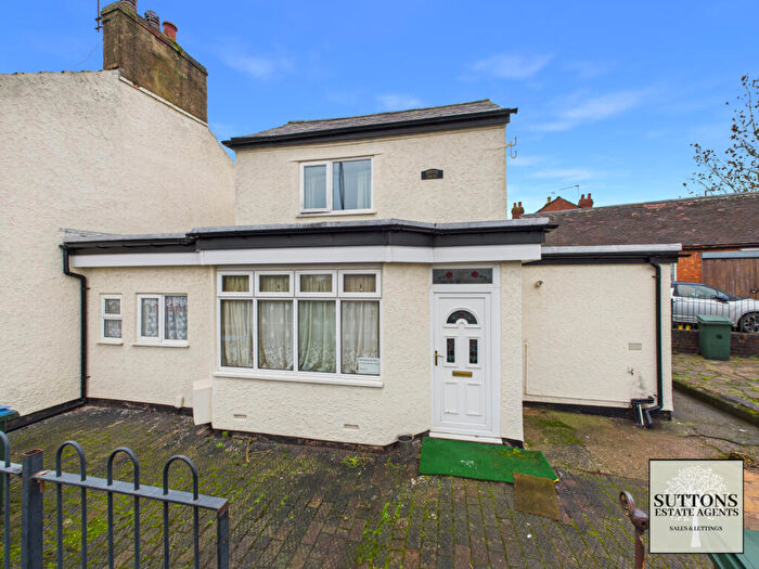 3 Bedroom End Of Terrace House For Sale In Sydnall Road, Longford Coventry, CV6