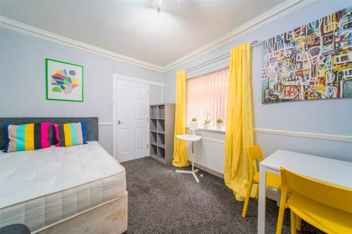 Studio To Rent In Stannington Grove, Heaton, NE6