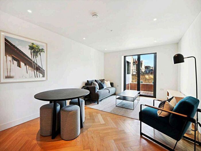 2 Bedroom Flat To Rent In Sherwood Street, London, W1F