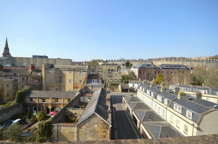 2 Bedroom Apartment To Rent In Henrietta Street, Bath, Somerset, BA2
