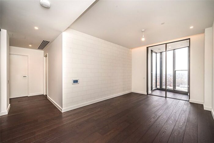 2 Bedroom Flat To Rent In Bondway, London, SW8