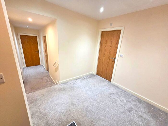 1 Bedroom Flat To Rent In Wharncliffe Road, Ilkeston, DE7