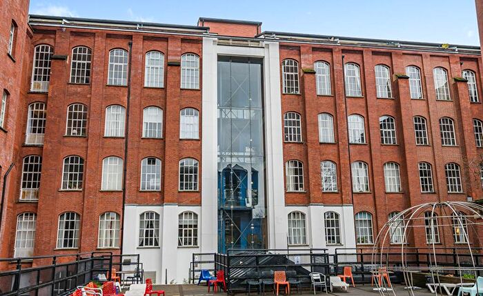 2 Bedroom Apartment To Rent In Fairfield Road, Bow Quarter, E3