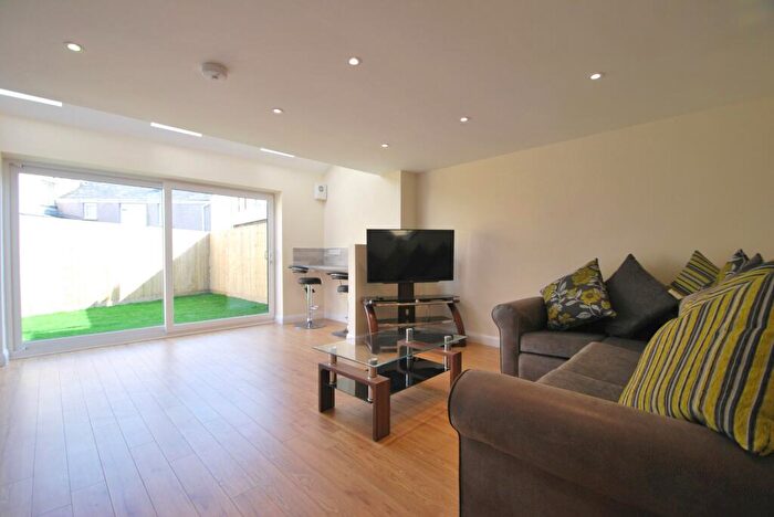 6 Bedroom House To Rent In Llantrisant Street, Cathays, CF24