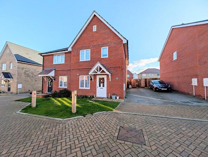 3 Bedroom Semi-Detached House For Sale In Furlong Close, Elmswell, IP30