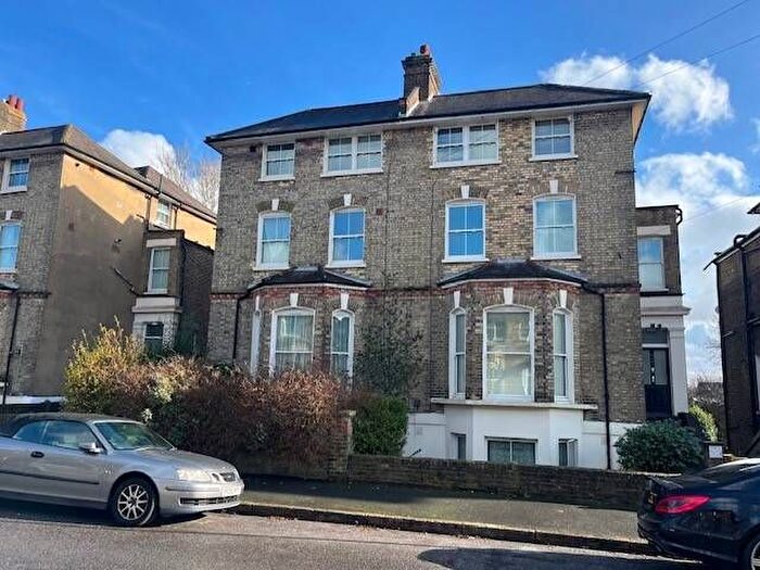 1 Bedroom Flat To Rent In Versailles Road, London, SE20