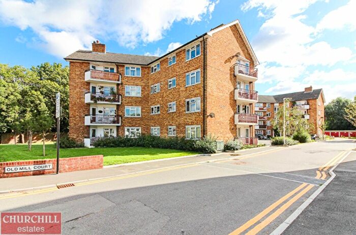 2 Bedroom Flat To Rent In Chigwell Road, London, E18