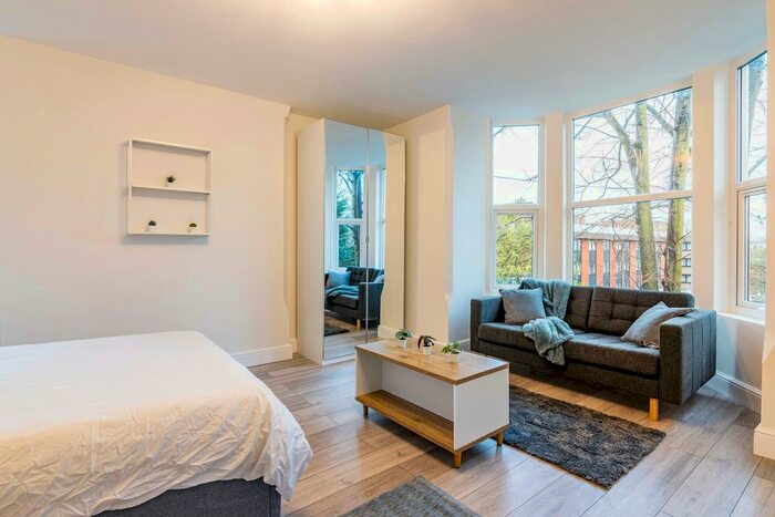 1 Bedroom Flat To Rent In Zulla Road, Nottingham, NG3