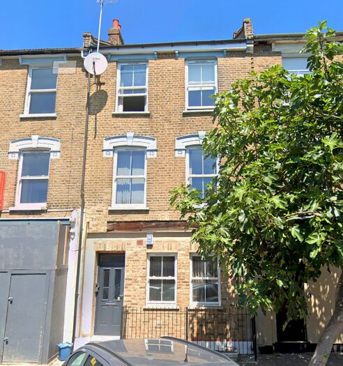 1 Bedroom Flat To Rent In Median Road, London, E5