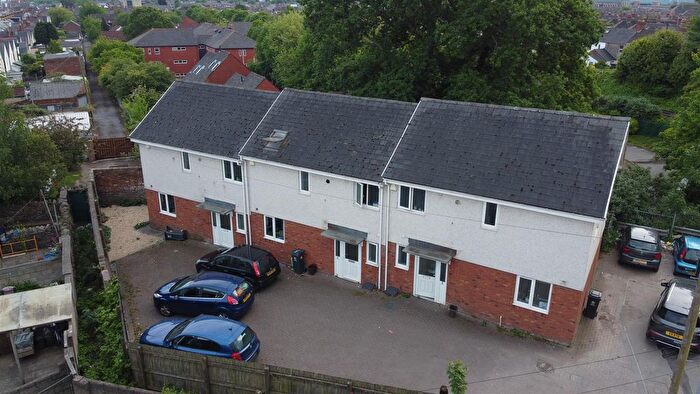 4 Bedroom Terraced House To Rent In Pen-Y-Wain Lane, Cardiff, CF24