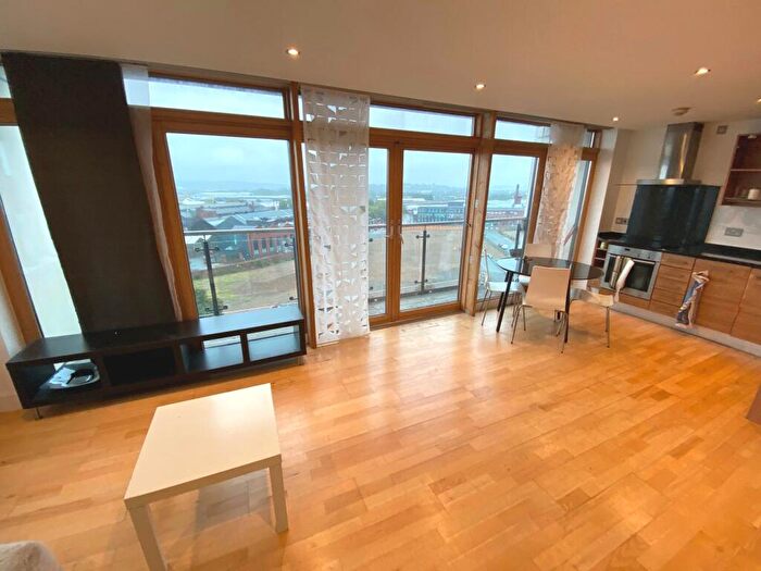 2 Bedroom Apartment To Rent In Clarence House, Leeds Dock, City Centre, LS10