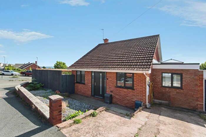3 Bedroom Detached House For Sale In Chancellors Way, Exeter, EX4
