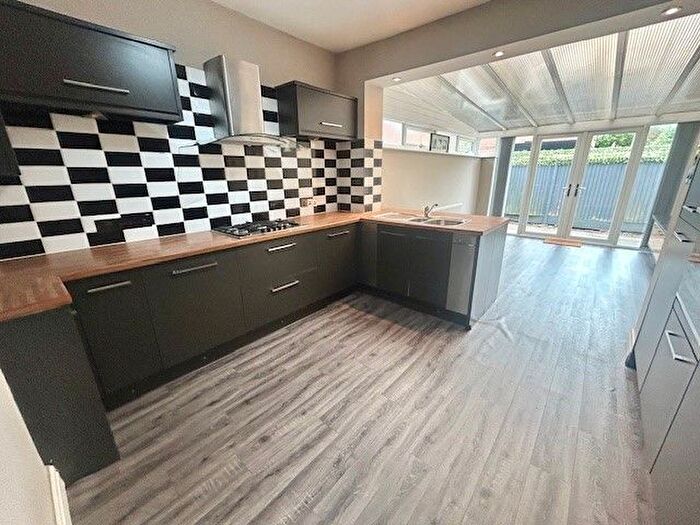 2 Bedroom Bungalow To Rent In Roseway, Blackpool, FY4