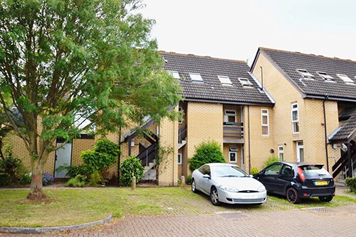 1 Bedroom Apartment To Rent In The Paddocks, Welwyn Garden City, AL7