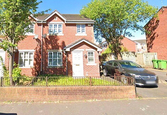 3 Bedroom Semi Detached House For Sale In Cobden Street, Harpurhey, Manchester, M9