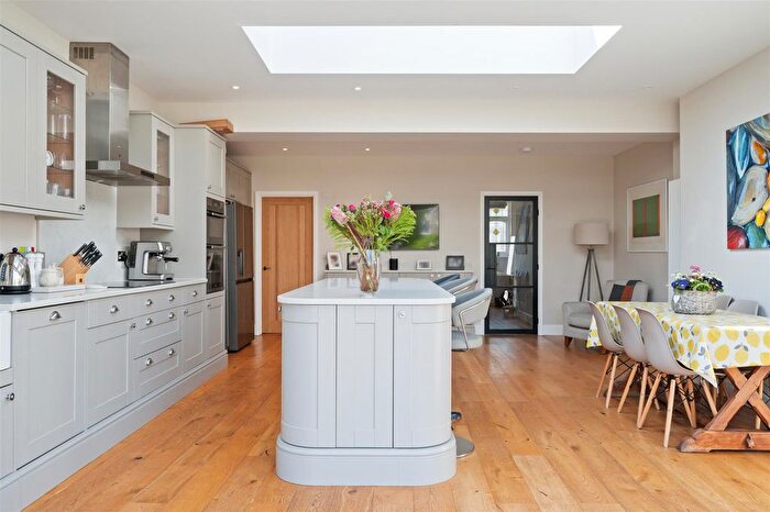 3 Bedroom Terraced House For Sale In Greenwood Close, Morden, SM4