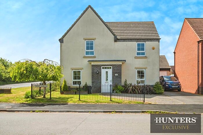 4 Bedroom Detached House For Sale In West Garth, Cayton, Scarborough, YO11