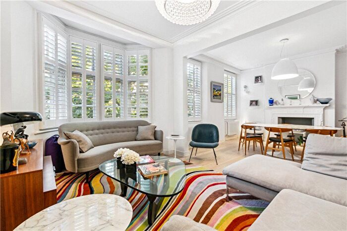 4 Bedroom Flat To Rent In Coleherne Court, Old Brompton Road, London, SW5