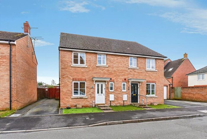 2 Bedroom Semi-Detached House For Sale In Anzio Road, Devizes, SN10