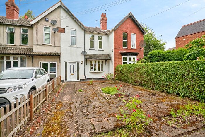 4 Bedroom Terraced House For Sale In Hillary Street, Walsall, West Midlands, WS2
