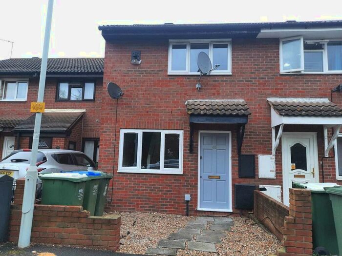 2 Bedroom House To Rent In Walsham Close, Thamesmead, SE28