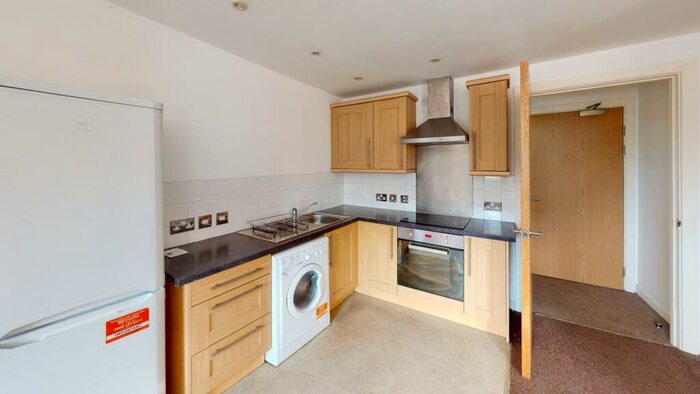 2 Bedroom Flat To Rent In Flat . Cymbeline House, NG1