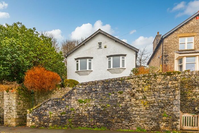 2 Bedroom Detached Bungalow For Sale In Horncop Lane, Kendal, LA9