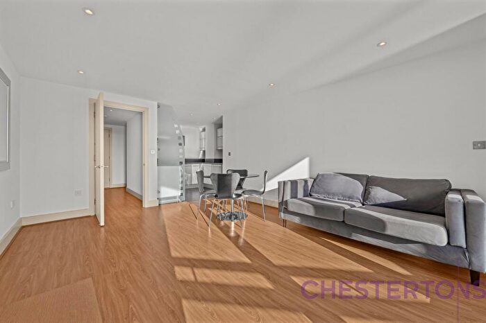 2 Bedroom Flat To Rent In Crews Street, Cubitt Town, E14