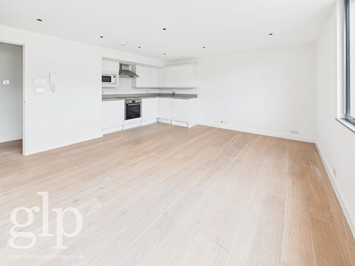 2 Bedroom Flat To Rent In Shelton Street, Covent Garden, WC2H