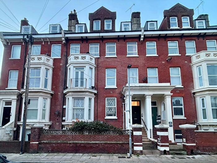 2 Bedroom Flat For Sale In Ashburton Road, Southsea, PO5