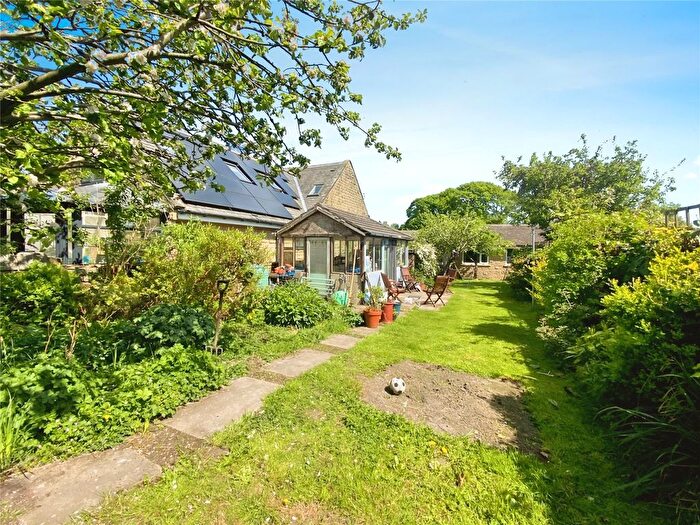 4 Bedroom Bungalow For Sale In Calton Road, Keighley, West Yorkshire, BD21