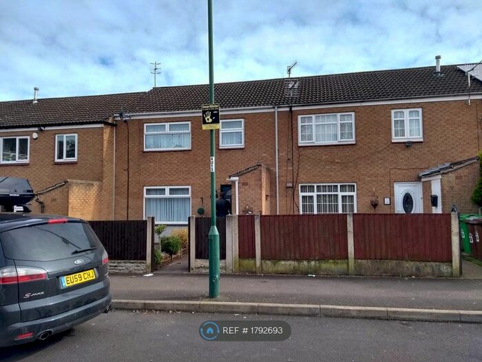 3 Bedroom Terraced House To Rent In Utile Gardens, Nottingham, NG6