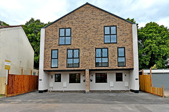 3 Bedroom Semi-Detached House For Sale In High Street, Riddings, DE55