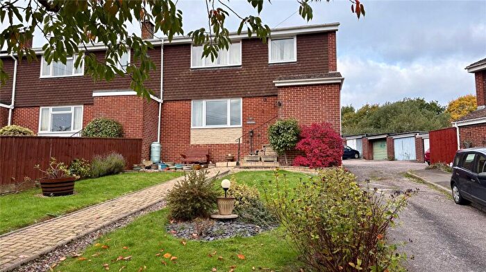 4 Bedroom End Of Terrace House For Sale In Rosemount Close, Honiton, Devon, EX14