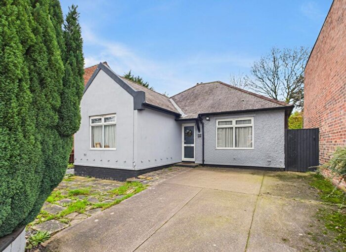 2 Bedroom Detached Bungalow For Sale In Hucknall Road, Carrington, Nottingham, NG5