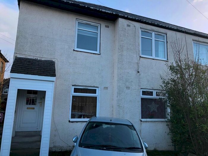 3 Bedroom Flat To Rent In Carmunnock Road, Glasgow, G44