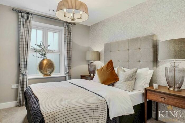 2 Bedroom Retirement Property For Sale In Priory Place, Studley, B80
