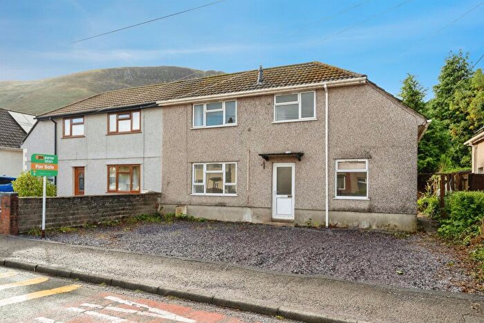 3 Bedroom Semi-Detached House For Sale In Varteg Road, Ystalyfera, Swansea, SA9