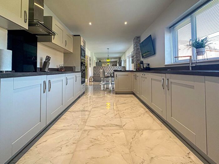 5 Bedroom Detached House For Sale In Fulmar Drive, Backworth, Newcastle Upon Tyne, NE27