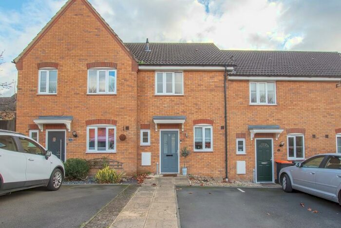 2 Bedroom House To Rent In Flint Way, Leighton Buzzard, LU7